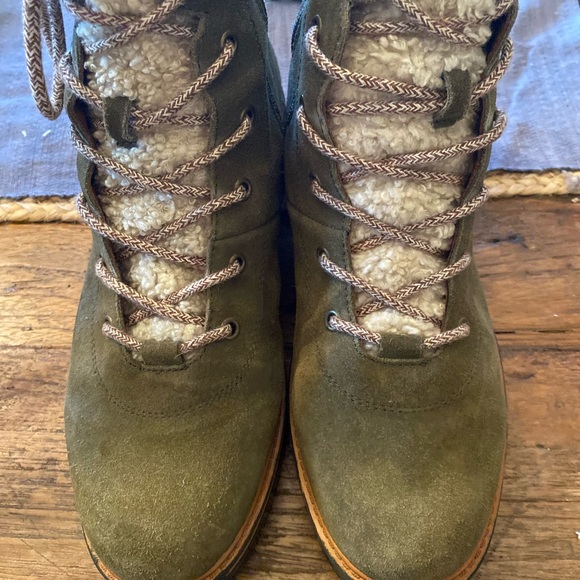 Marc Fisher Women's Leather Suede and sherling combat style‎ Boots Size 8 - Picture 2 of 10